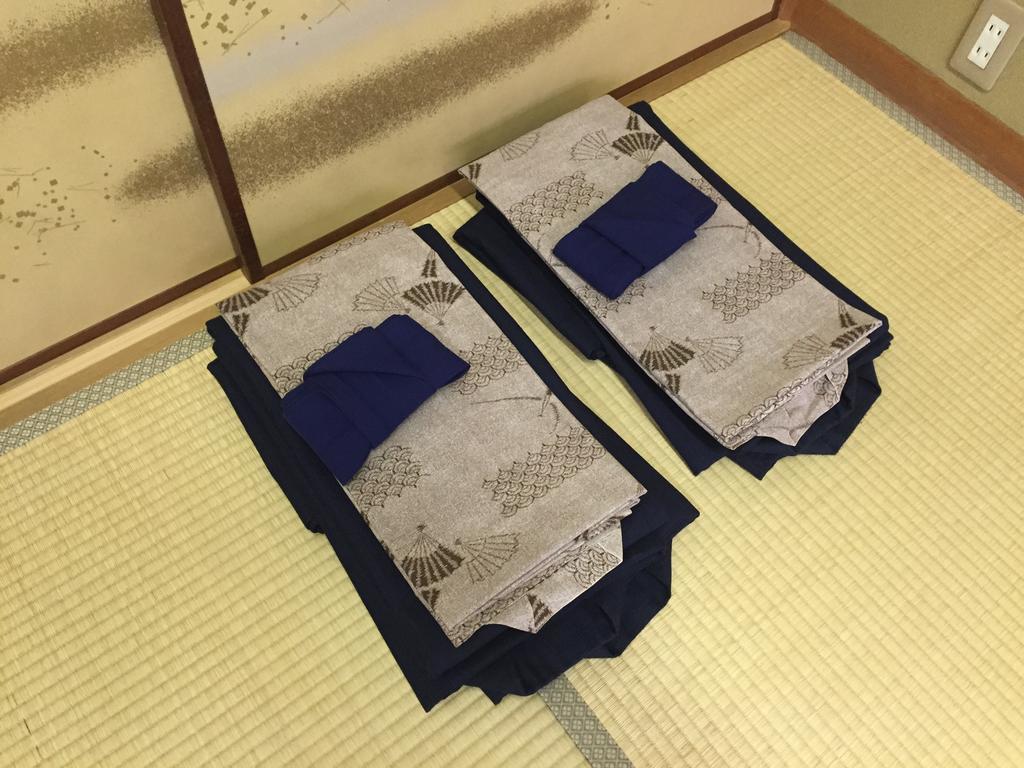 Ryokan Mitsuwa Toyooka  Exterior foto